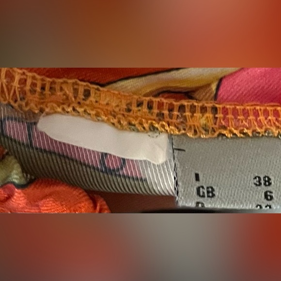 Pinko women’s Bermuda shorts - Picture 4 of 5